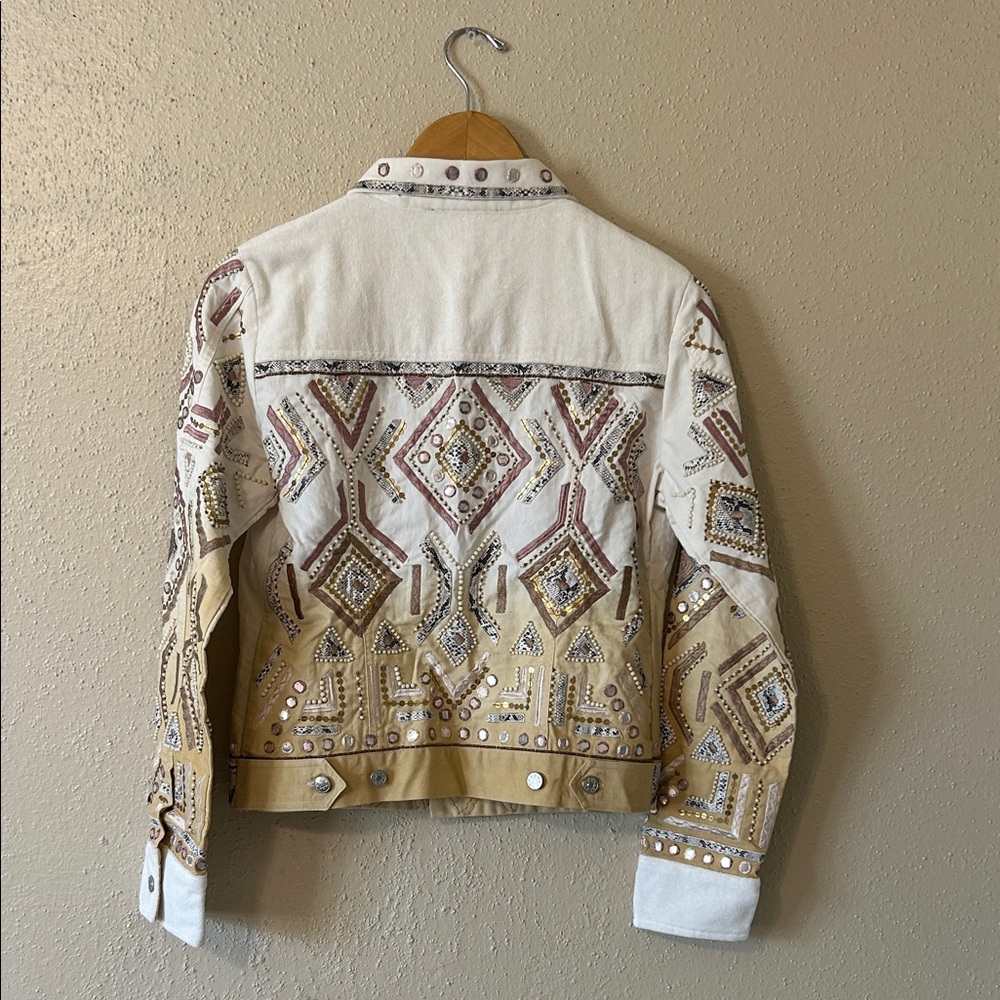 Women's Embroidered Jacket - Picture 6 of 16